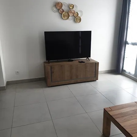Apartment A Deux Pas Du Port De Bonifacio (Corsica)